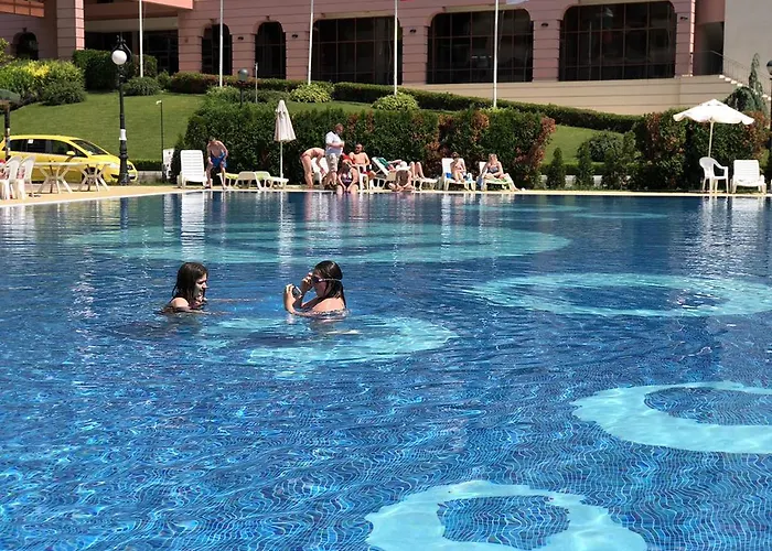 Poseidon Ξενοδοχείο με διαμερίσματα 4*