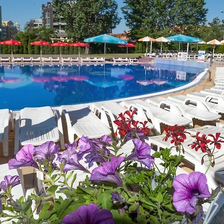 Poseidon Apartahotel