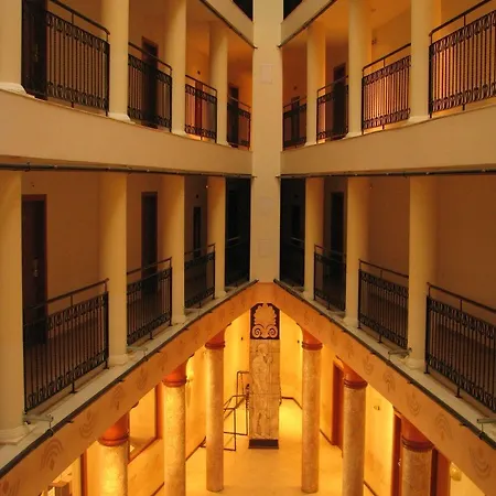 Poseidon Lejlighedshotel 4*